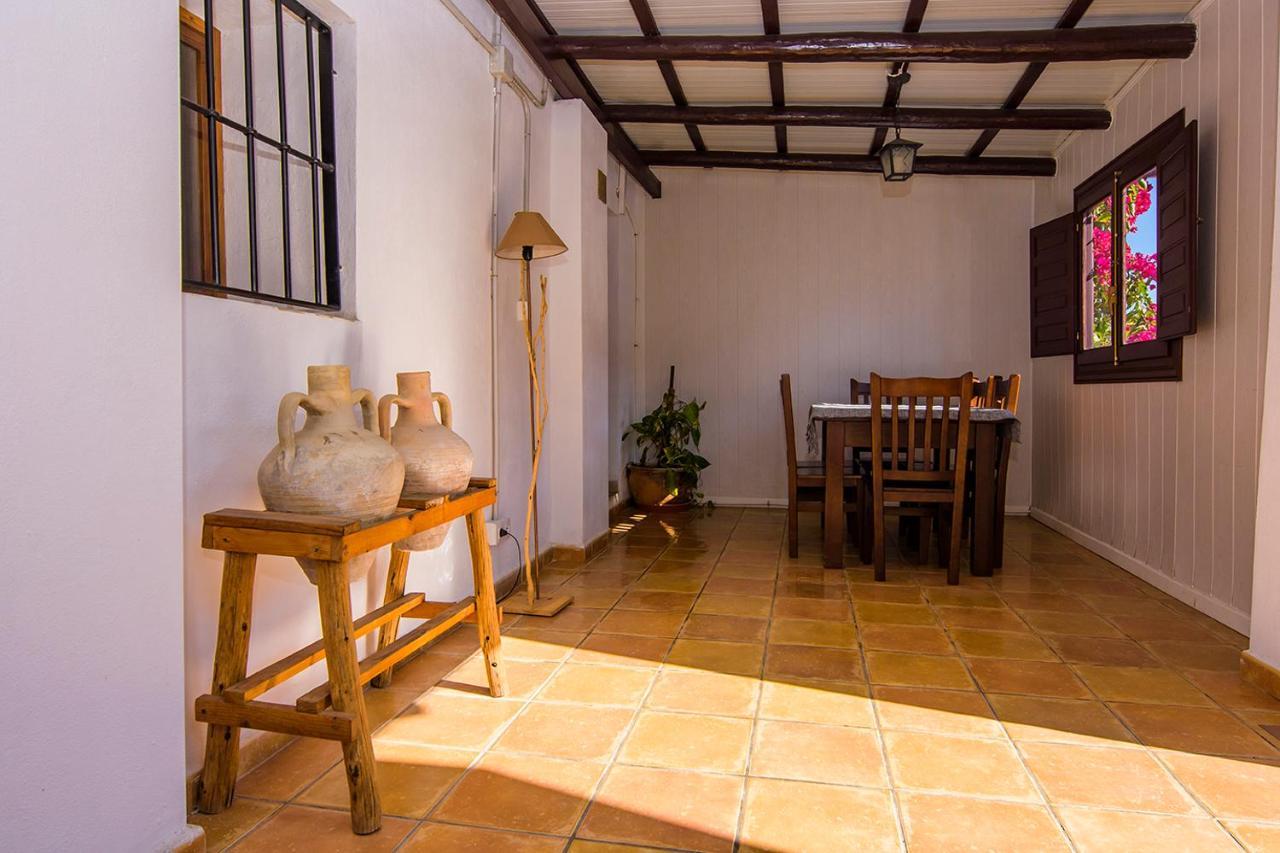 Bed and Breakfast Cortijo 4 Elementos Лукайнена-де-лас-Торрес Экстерьер фото