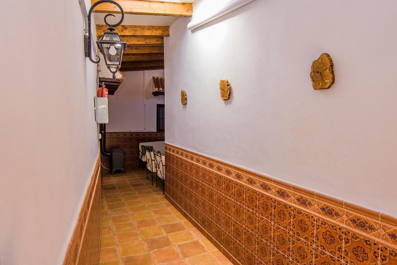 Bed and Breakfast Cortijo 4 Elementos Лукайнена-де-лас-Торрес Экстерьер фото