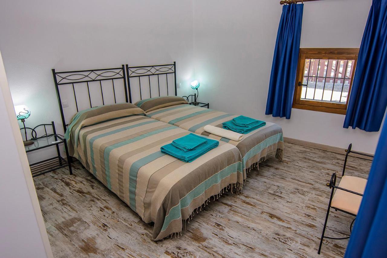 Bed and Breakfast Cortijo 4 Elementos Лукайнена-де-лас-Торрес Экстерьер фото